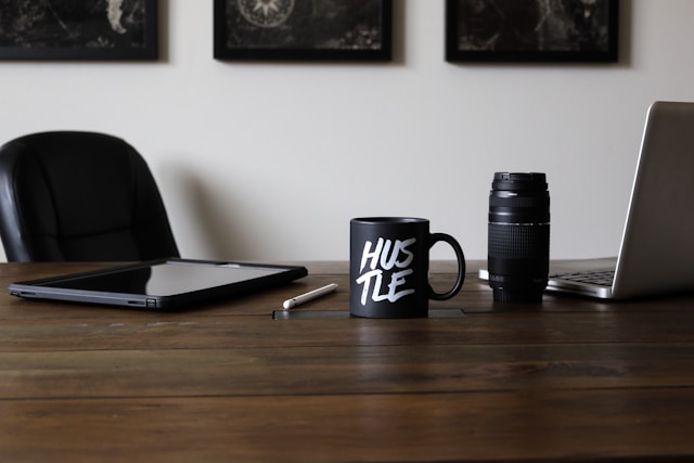 From Side Hustle to Full-Time Income: The Amazing Potential of Teaching English Online