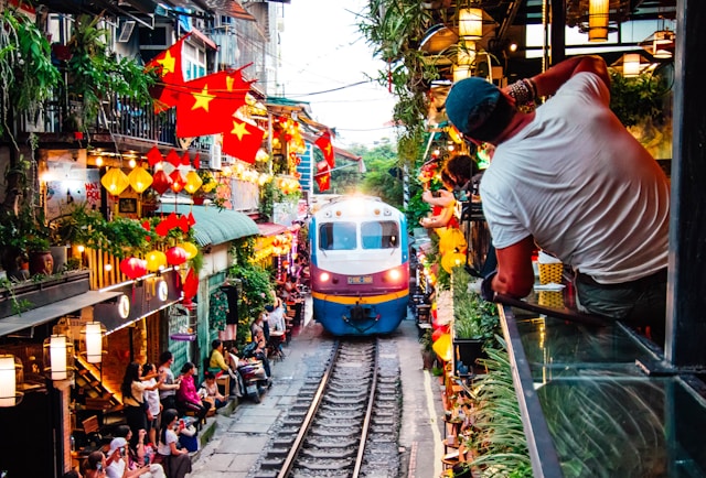Vietnam Train